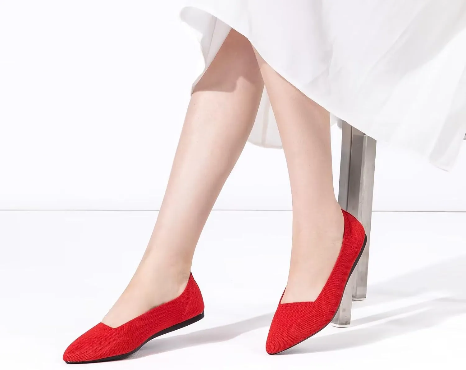 BEJINASH Women's Flat Shoes Black Pointed Toe Dress Shoes Knit Slip On Shoes Comfortable Walking Shoes for Woman Lightweight