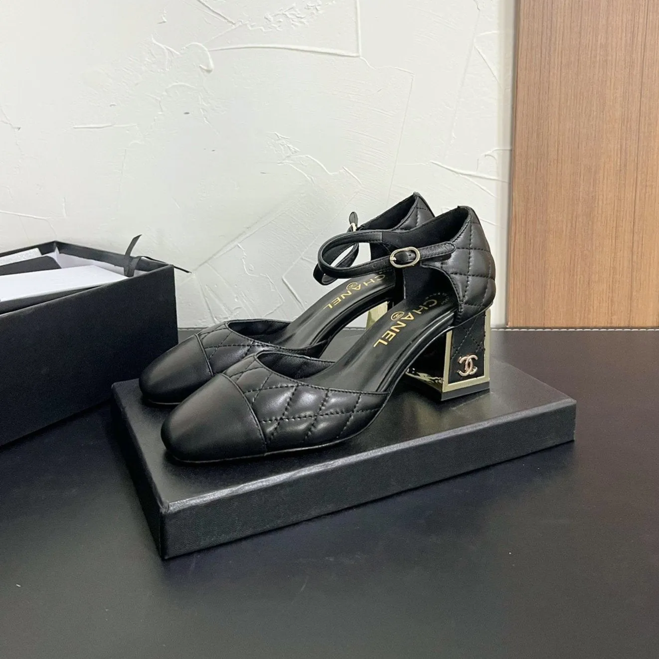 CC Mary Janes 55mm In Black Quilted Lambskin  949762