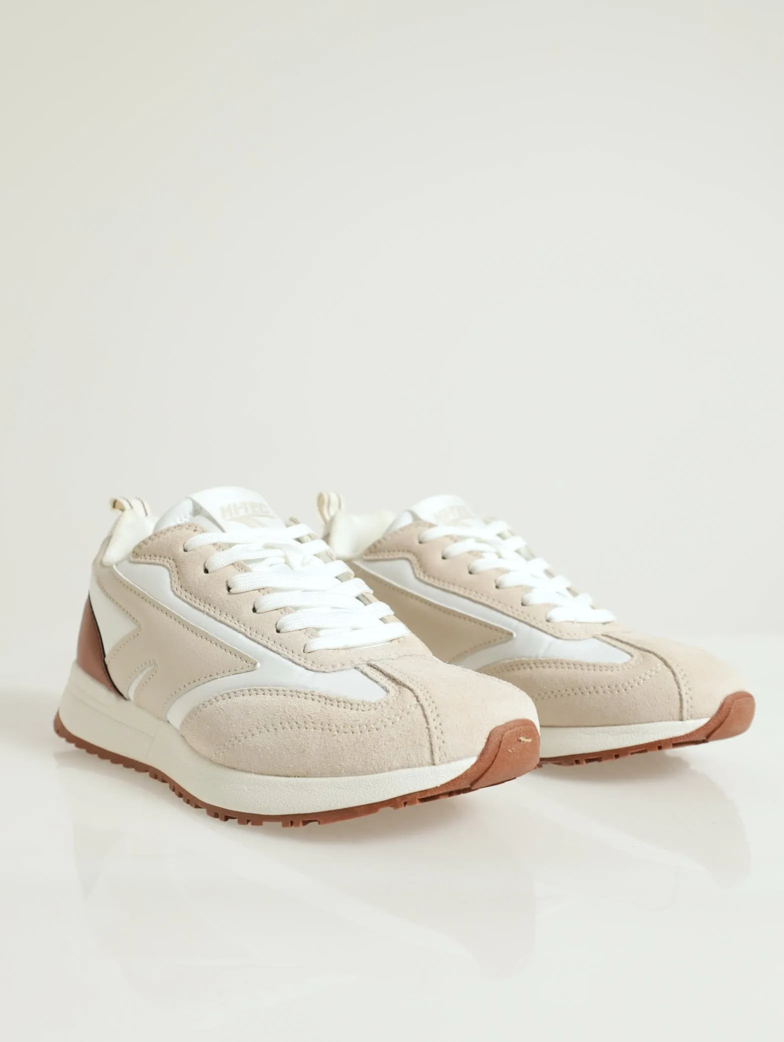 Edge Lifestyle Multi Panel Sneaker - Beige