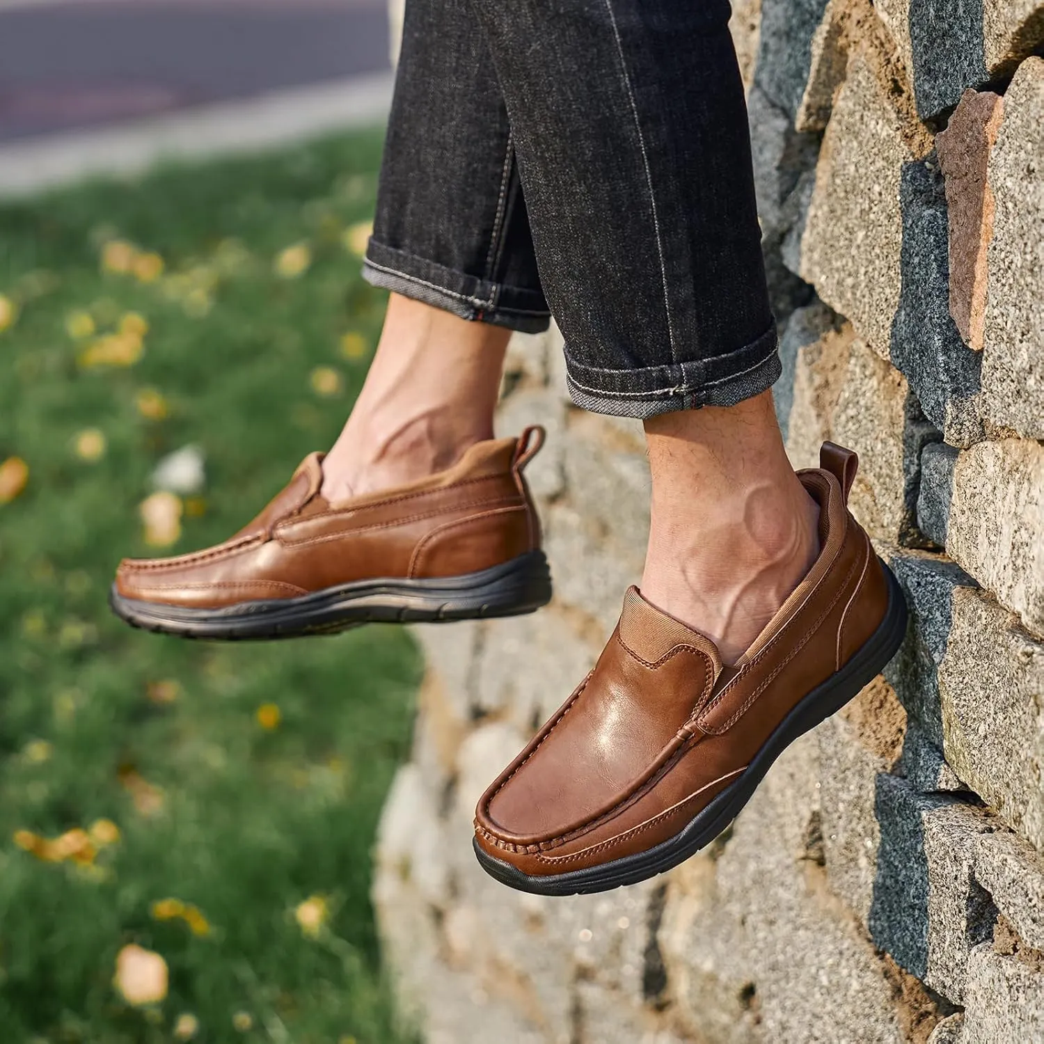 Men's Hands Free Slip On Leather Loafers Casual Walking Shoes with Breathable Comfort