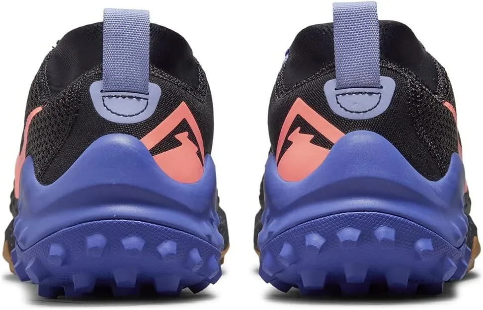 NIKE Women's Sports Flats, 10.5 US