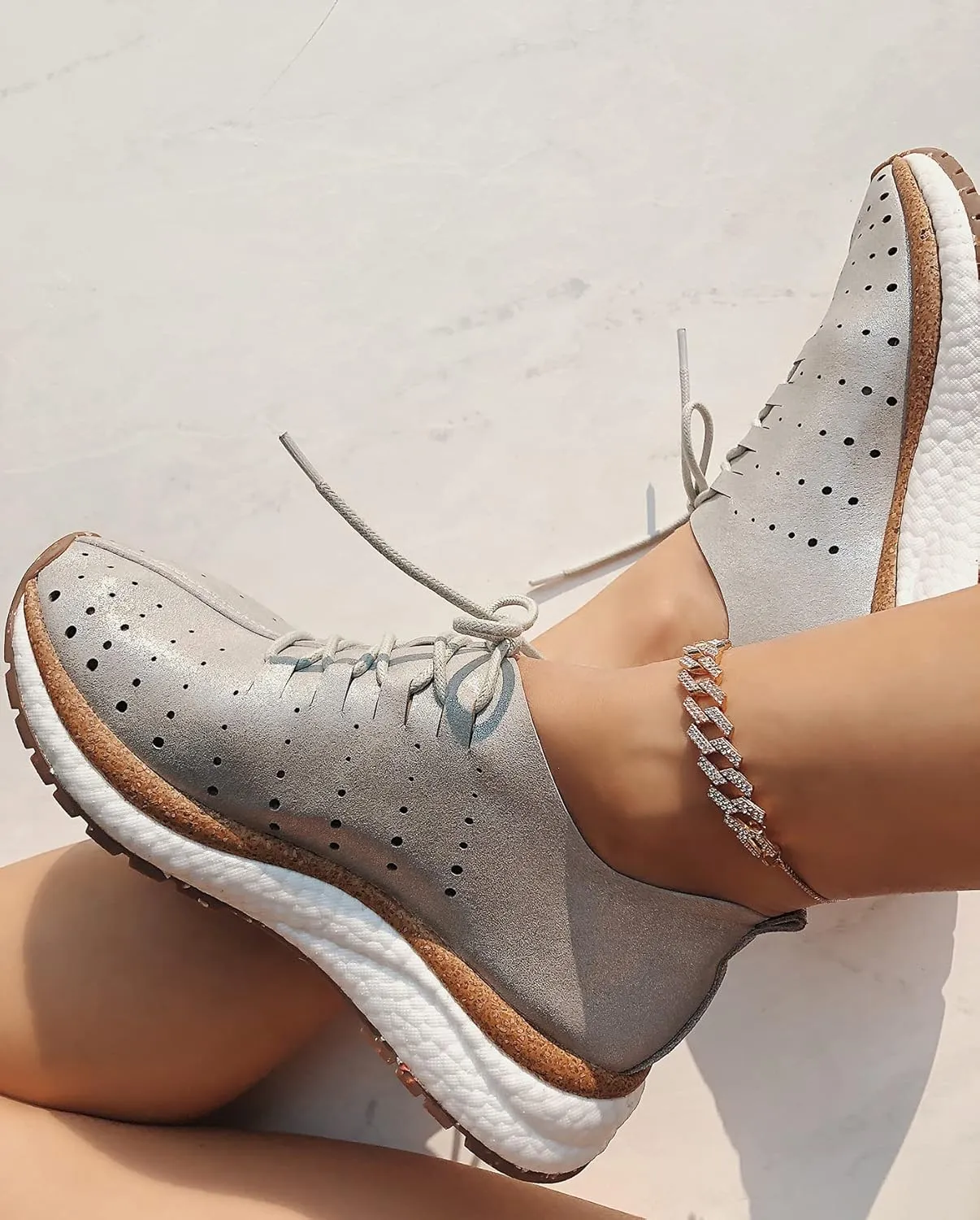 OTBT Women's ALSTEAD Sneaker