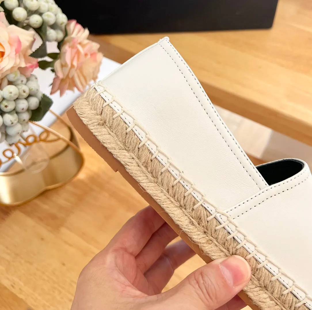 SLIP YVES Thanksgiving sale CALFSKIN Saint Effortless SL LOGO EMBOSSED WHITE AND ON Laurent BLACK