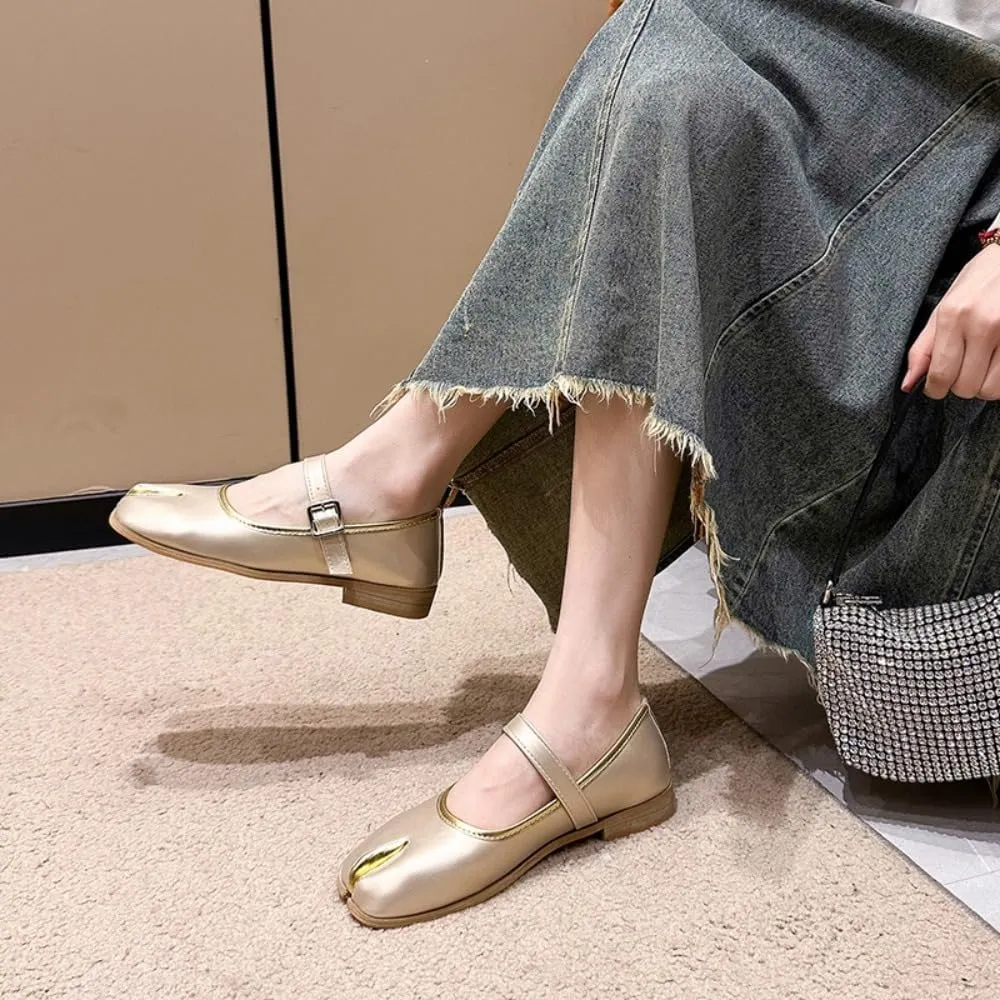 Tabi Shoes Split Toe Mary Janes for Women Cute Emo Shoes Y2K Goth Retro Ballet Flats Low Heels Lightweight Leather Round Toes Dressy Slip on Slides Casual Comfort Walking Slippers Office Business
