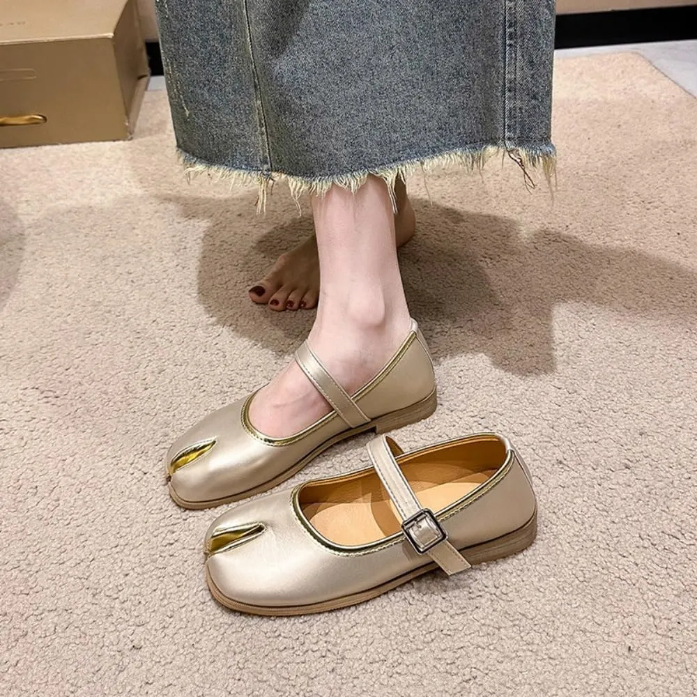 Tabi Shoes Split Toe Mary Janes for Women Cute Emo Shoes Y2K Goth Retro Ballet Flats Low Heels Lightweight Leather Round Toes Dressy Slip on Slides Casual Comfort Walking Slippers Office Business