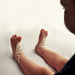 Triangle Lace Baby Barefoot Sandals Foot Jewelry, Flower Girl Gift, Crochet Boho Children Nude Shoes, Mommy & Me Beach Wear, Summer Christening, First Birthday (XXS Baby size 5-10 White)