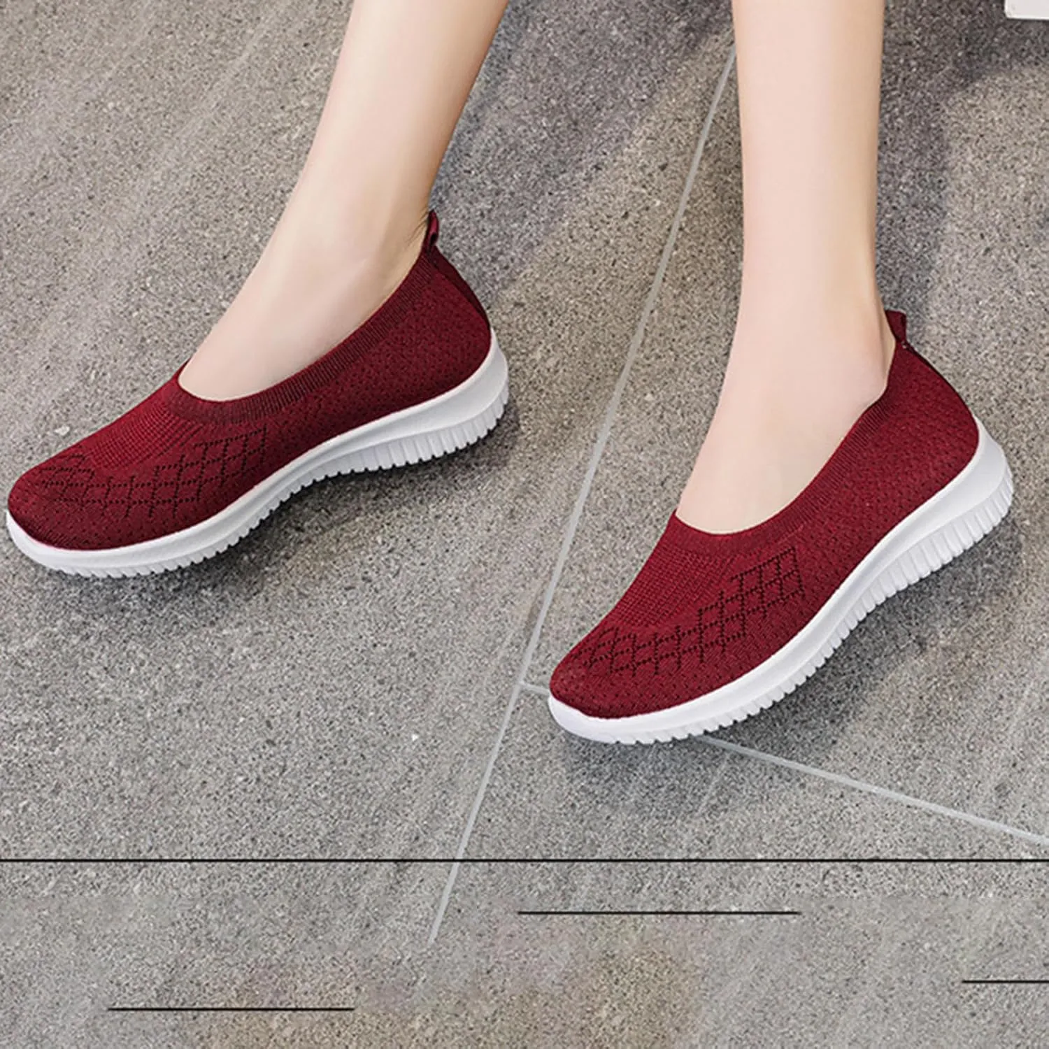 Women’s Knitted Flat Walking Shoes Comfortable Slip On Mesh Lightweight Low Heel Sneakers Casual Soft Gym Nurse Work Mom Loafers